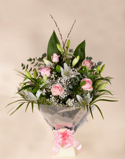 046A - Luxurious Beautiful Bouquet of 100 Red Pink & White Roses
