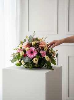 Sympathy Posy Pink