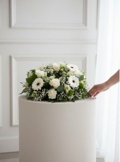 Sympathy Wreath White