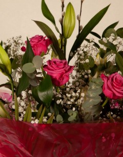 Lily Pink Rose Bouquet