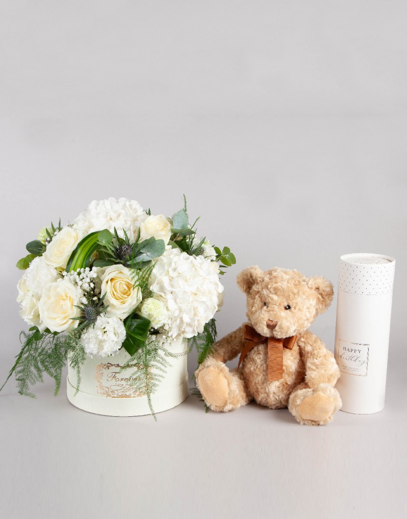 White Hatbox with Teddy & Diffuser