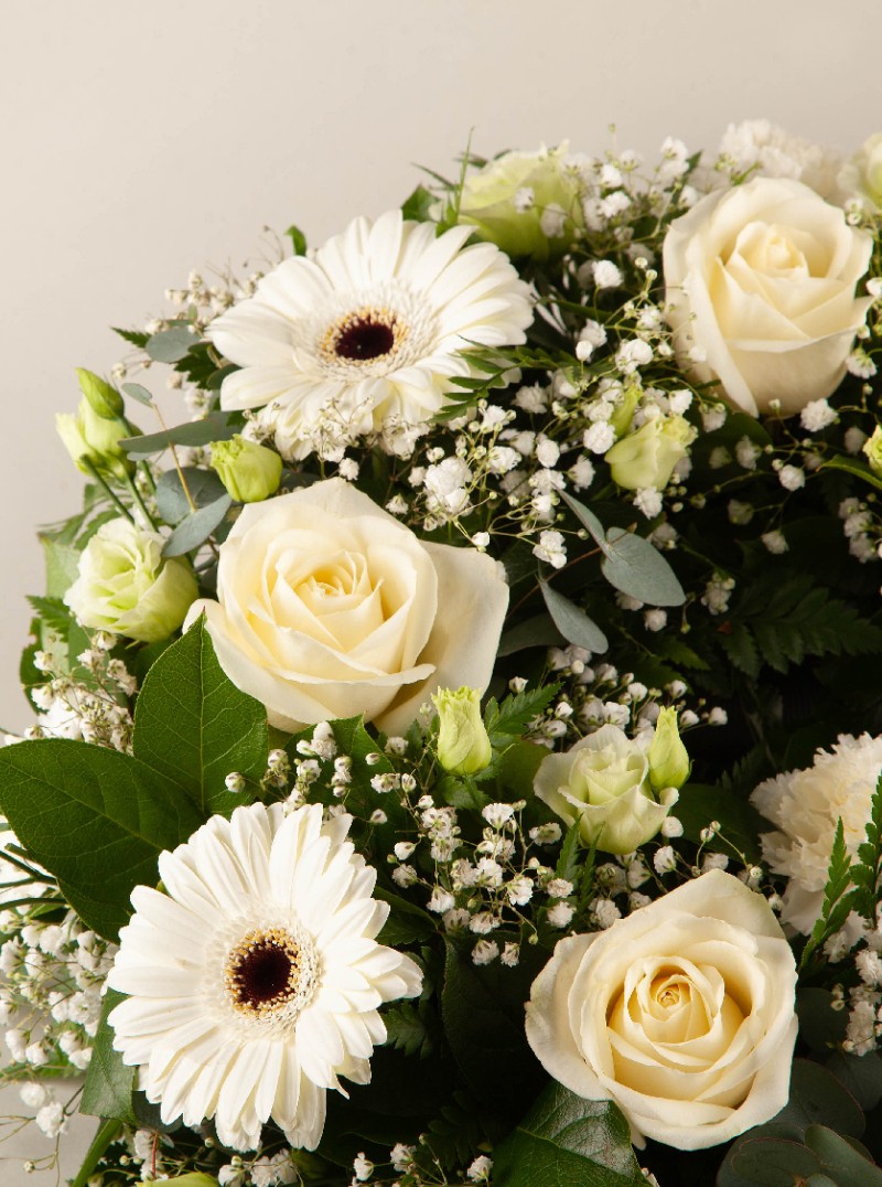 Sympathy Wreath White