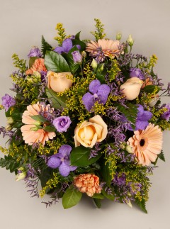 Sympathy Posy Peach