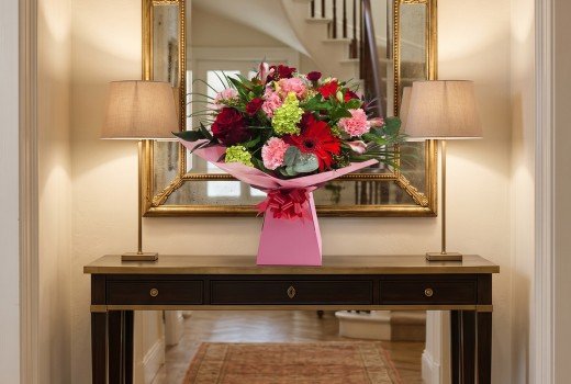 How Flowers Can Transform Your Home Décor in Dublin