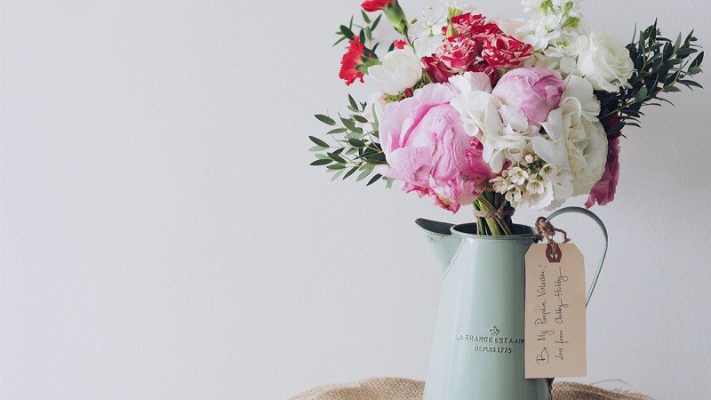 5 Tips to Help Your Bouquet Last Longer